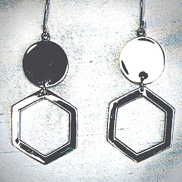 DONATED    Loft Silver Bar Necklace & Geometric Earrings. 15” & 2 1/2”. - Picture 4 of 5